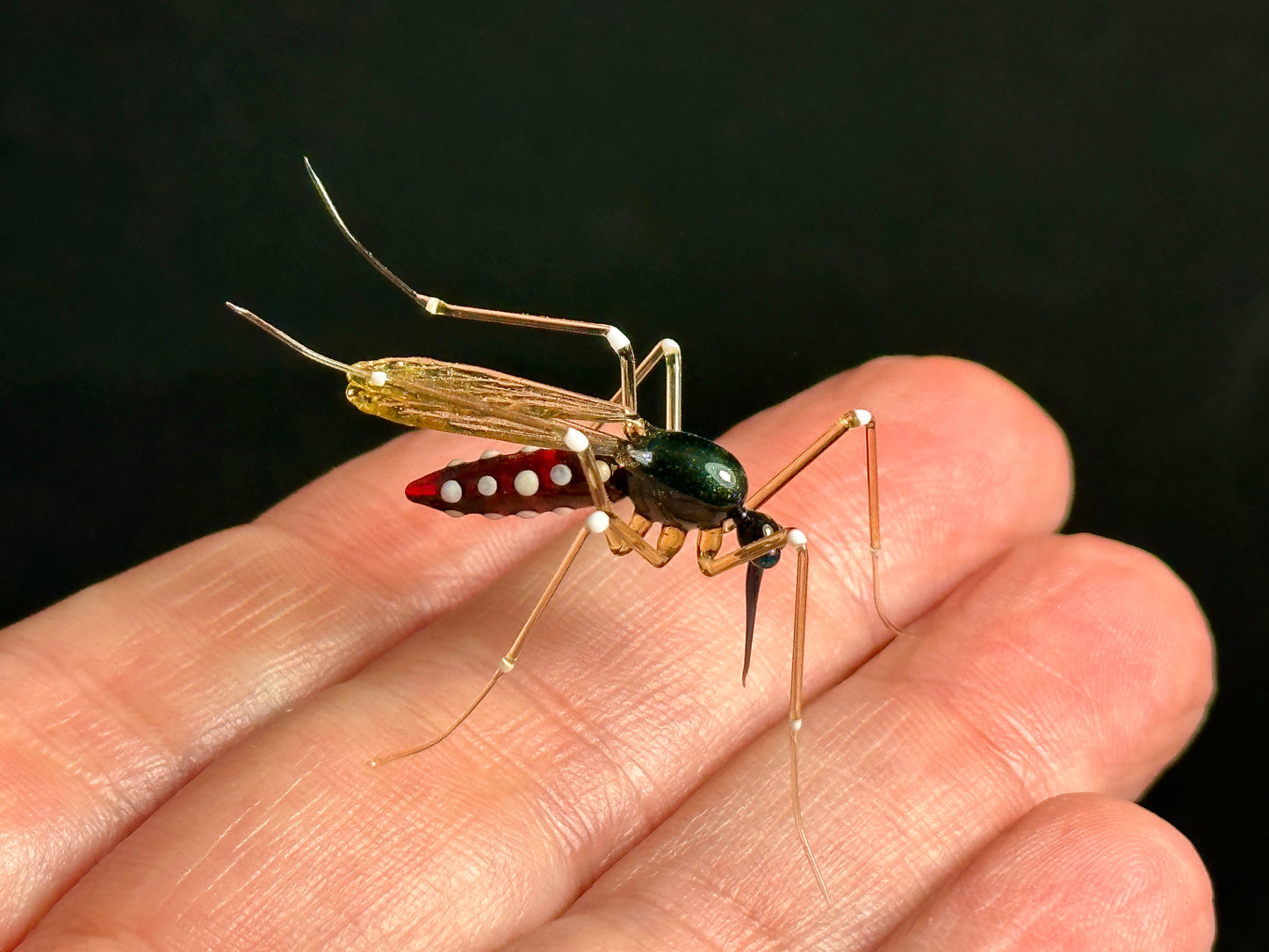 Mosquito - Glass Figurine Sculpture